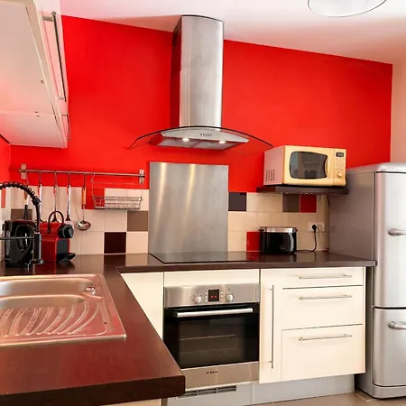 T3 Lumineux - Terrasse Privative - Apartment